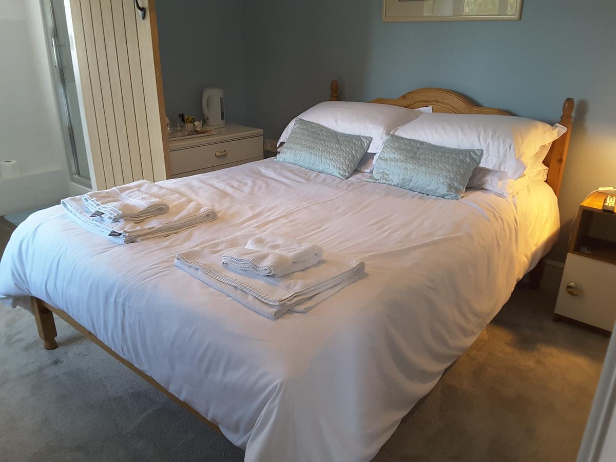 Windylands Bed and Breakfast Chipping Sodbury Exteriör bild