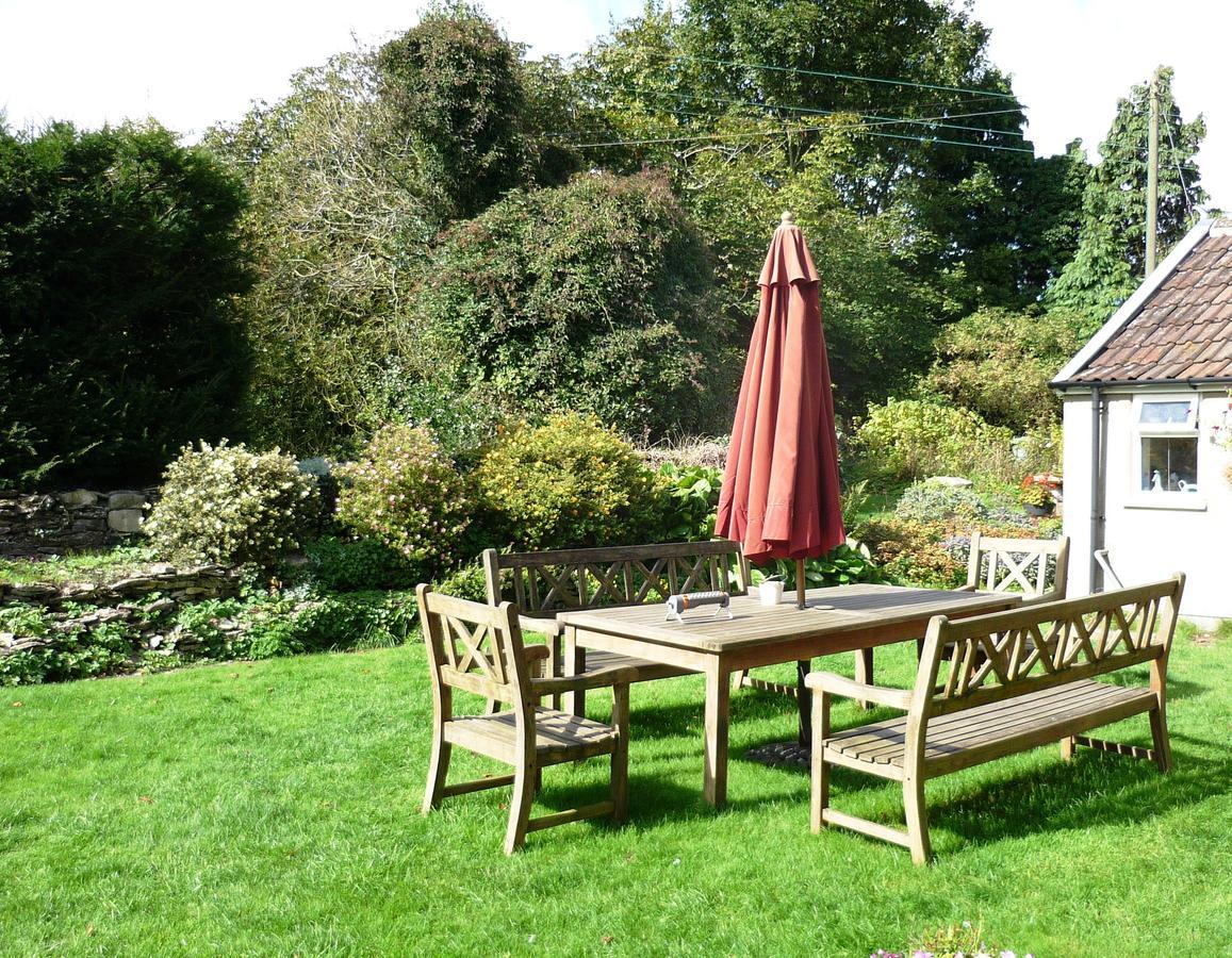 Windylands Bed and Breakfast Chipping Sodbury Exteriör bild