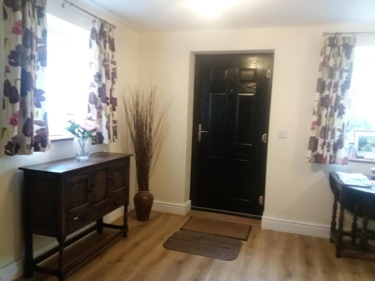 Windylands Bed and Breakfast Chipping Sodbury Exteriör bild