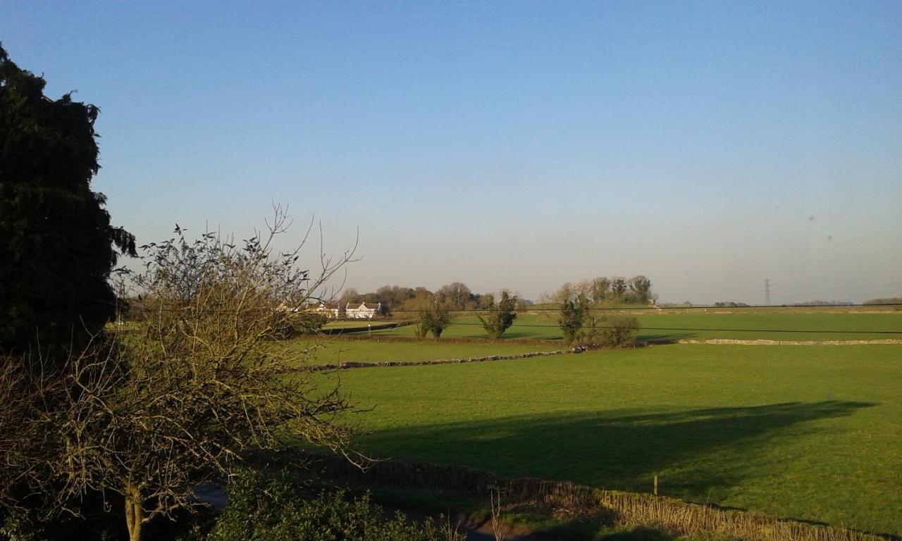 Windylands Bed and Breakfast Chipping Sodbury Exteriör bild